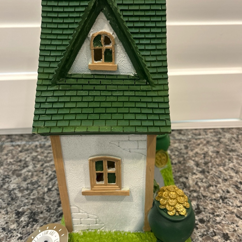 . - Picture 5 of 8